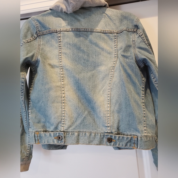 HUDSON| Boys denim jacket, with sweatshirt hood| size 10-12 - Picture 11 of 11